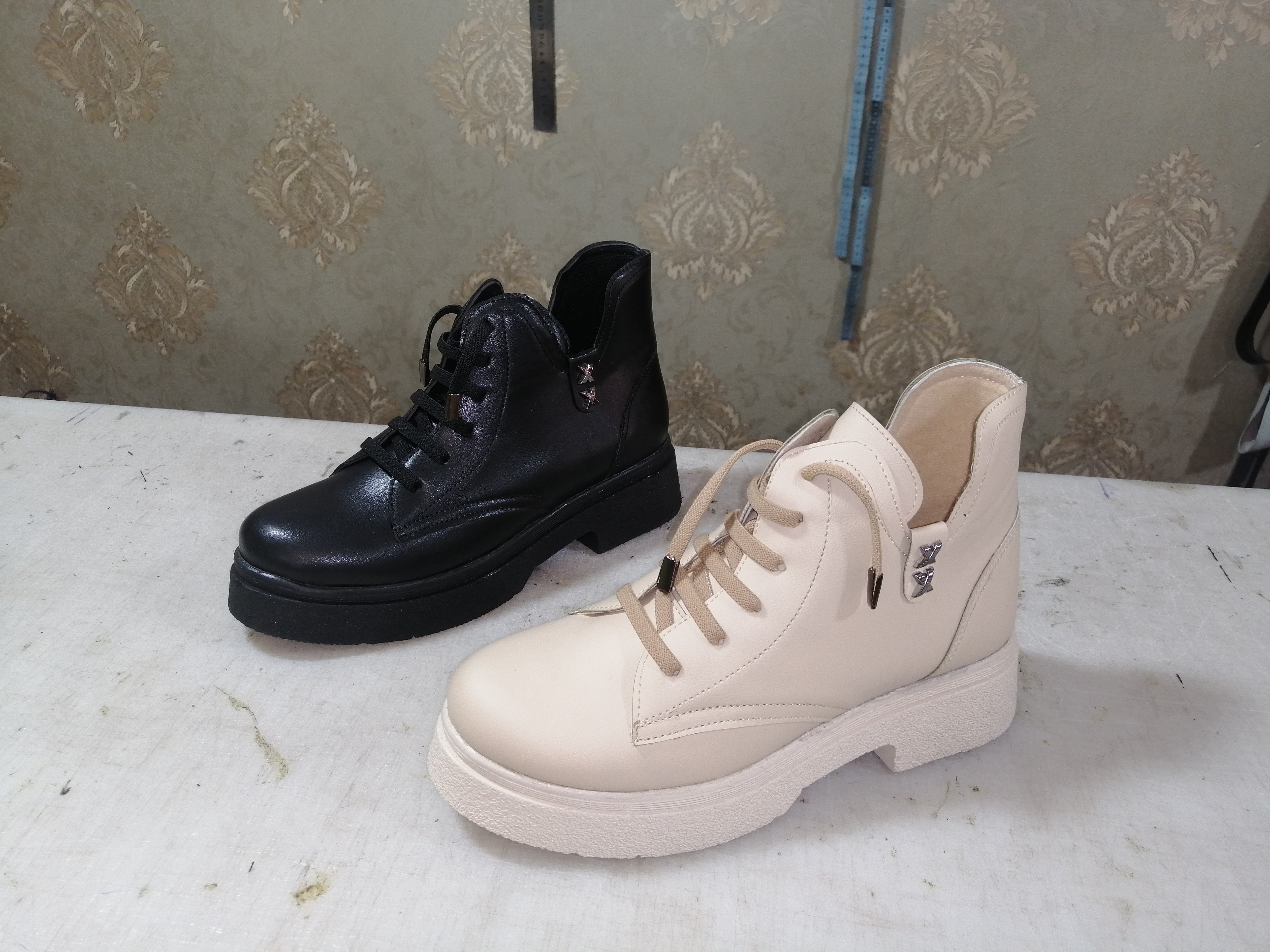 نیم بوت زنانه